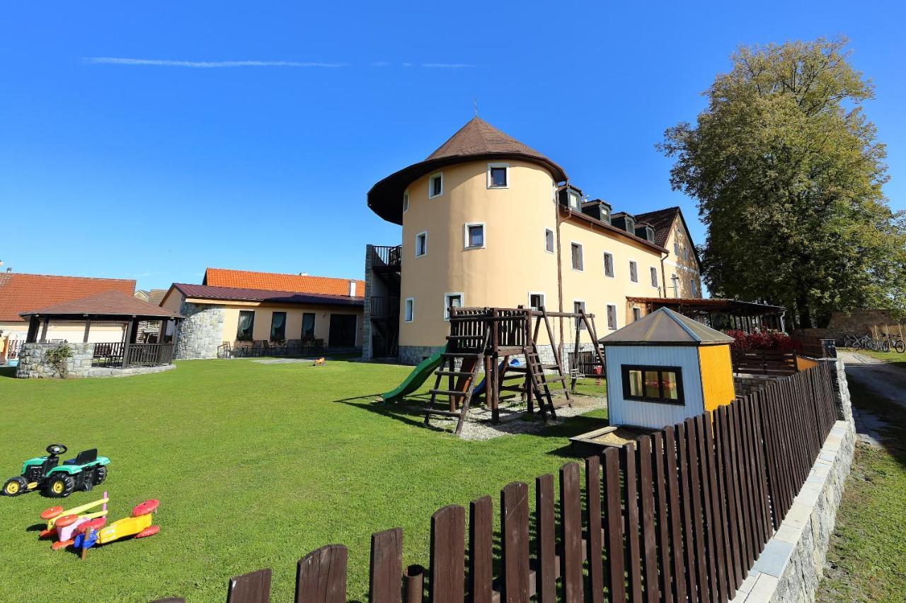 Hotel Penzion Marie - Žumberk Exterior foto